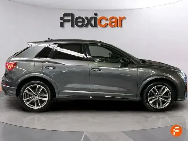 Usado Audi Q3 S-Line 150 CV (110 kW) 2021 Gris SUV