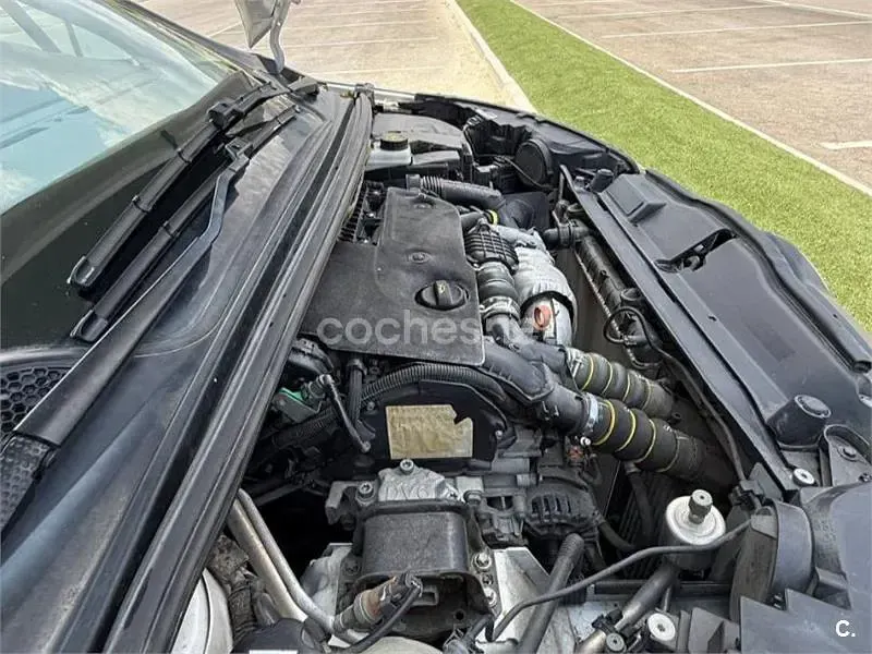 Usado Citroën C4 Shine 120 CV (88 kW) 2018 Blanco Berlina