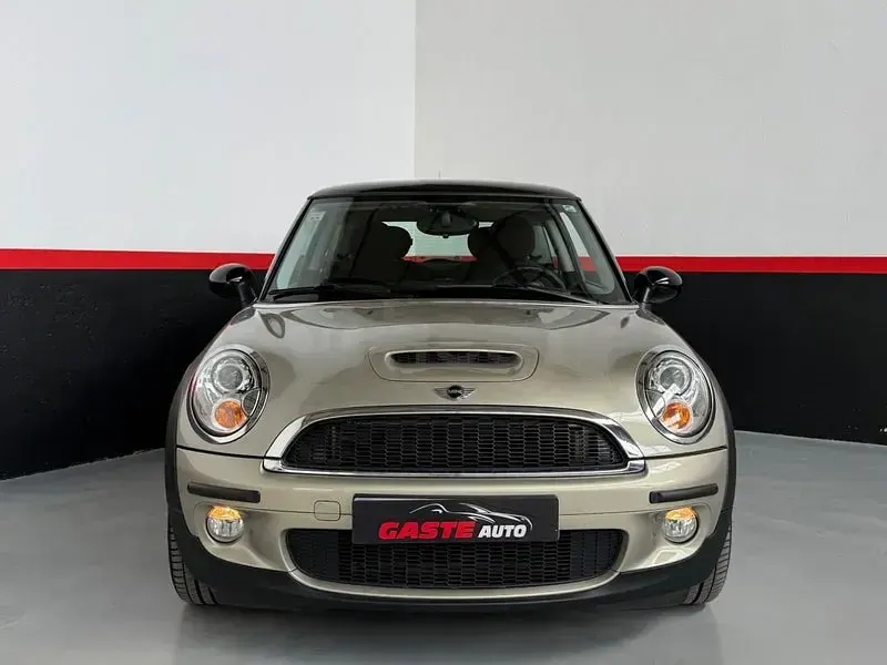 Usado Mini Cooper S 175 CV (128 kW) 2008 Beige Utilitario