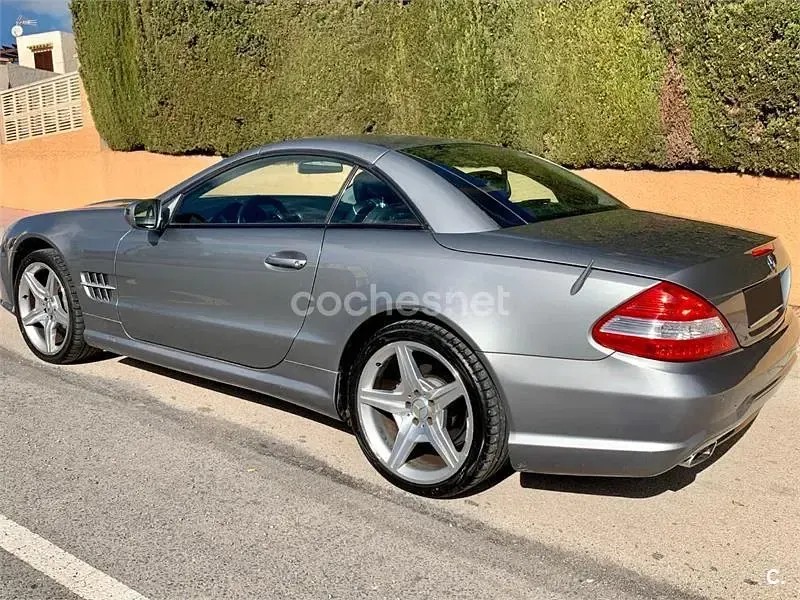 Usado Mercedes SL350 272 CV (200 kW) 2009 Gris / plata Descapotable