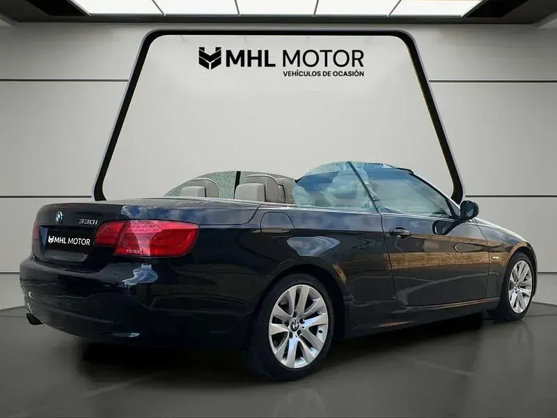 Usado BMW 330 Cabriolet 272 CV (200 kW) 2012 Negro Descapotable