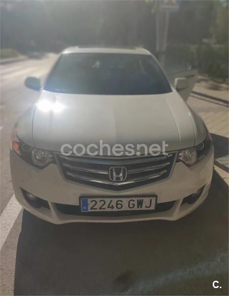 Usado Honda Accord Executive 156 CV (114 kW) 2010 Blanco Berlina