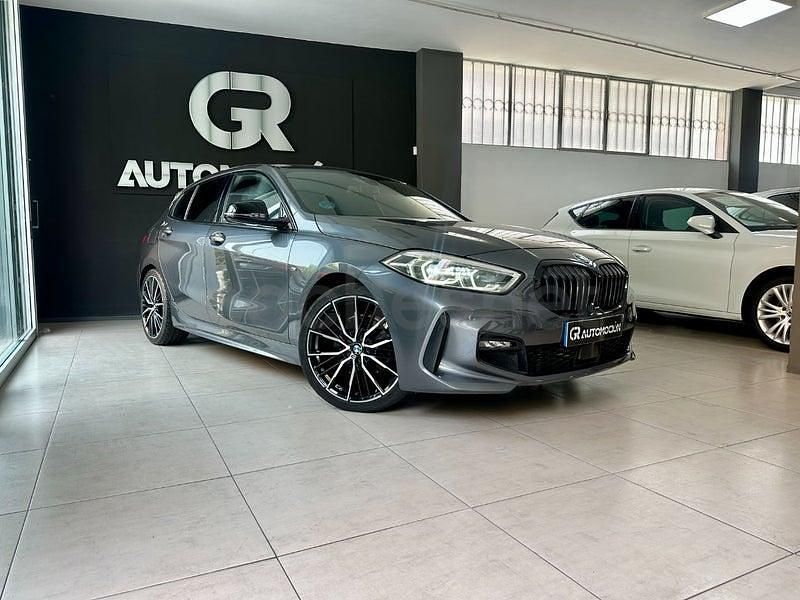 Usado BMW 118 136 CV (100 kW) 2021 Gris / plata Utilitario