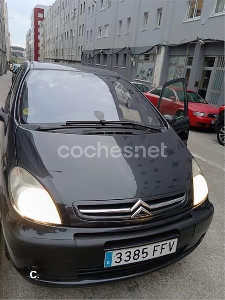 Usado Citroën Xsara 110 CV (80 kW) 2006 Negro Monovolumen