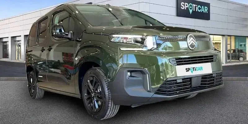 Usado Citroën Berlingo 102 CV (75 kW) 2024 Verde Monovolumen
