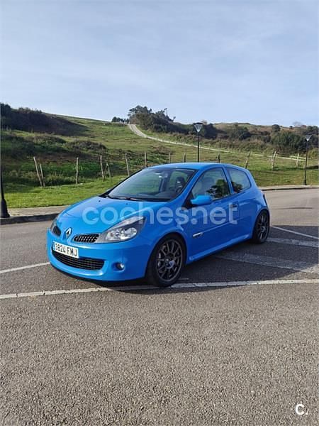 Usado Renault Clio II 200 CV (147 kW) 2007 Azul Berlina