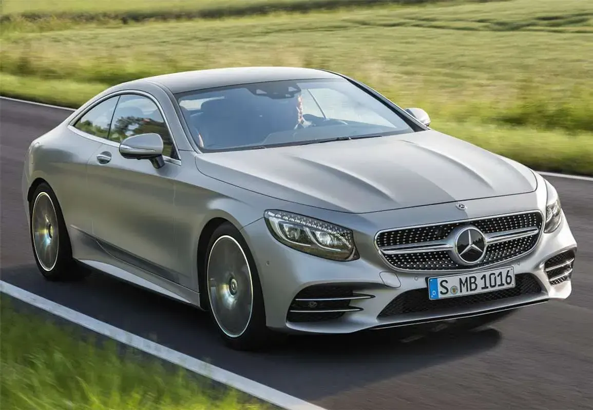 Usado Mercedes S560 469 CV (344 kW) 2019 Blanco Coupe