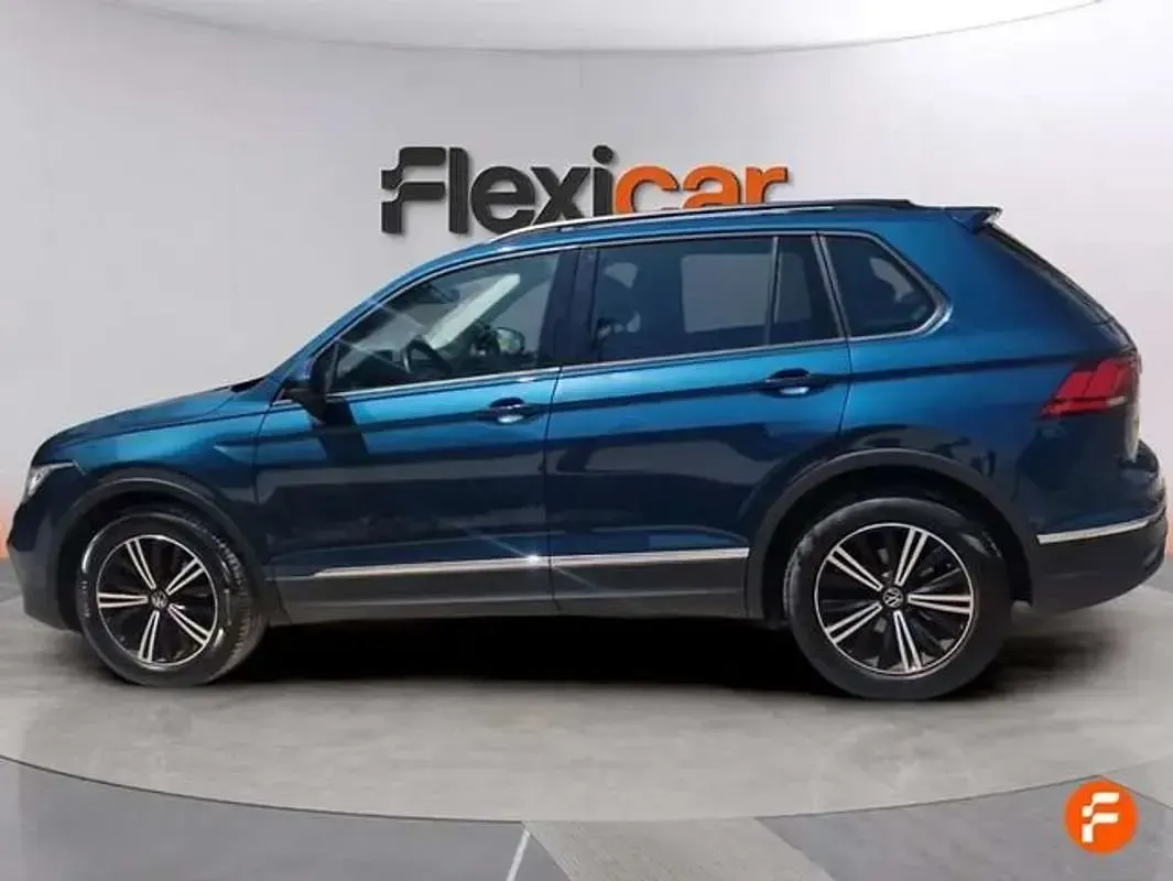 Usado VW Tiguan Life 150 CV (110 kW) 2024 Azul SUV