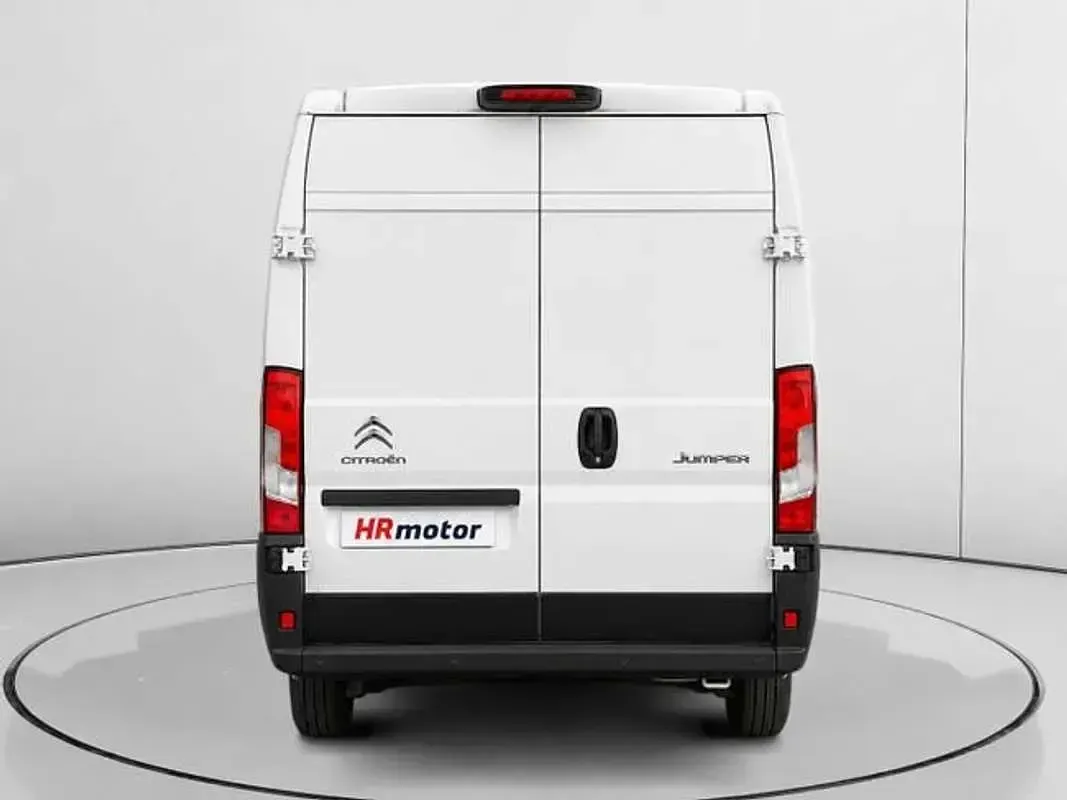 Usado Citroën Jumper 140 CV (102 kW) 2020 Blanco Monovolumen