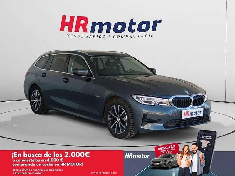 Gris Usado 2022 BMW 320e Shadowline Familiar | 26.990 € (Buen precio) - Imagen 1/4
