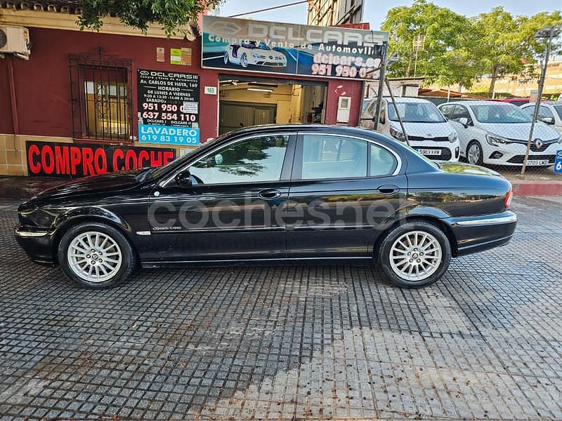 Usado Jaguar X-type Executive 155 CV (114 kW) 2006 Gris Berlina