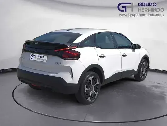 Begagnad Citroën C4 Feel 131 HK (96 kW) 2022 Vit SUV