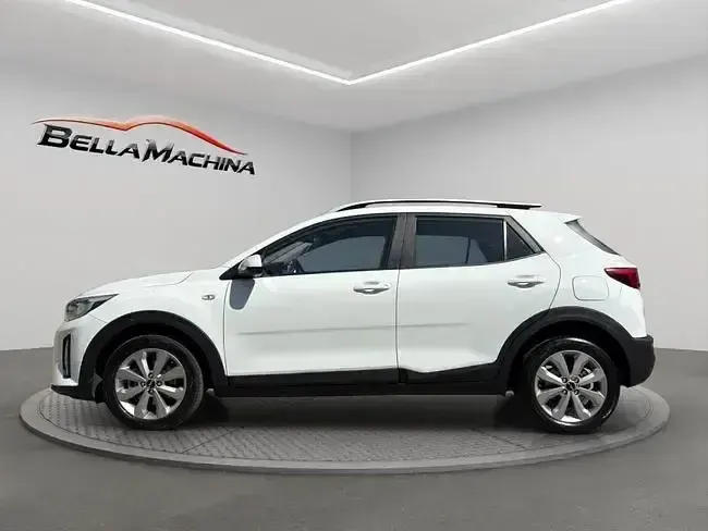 Usado Kia Stonic Plus 84 CV (61 kW) 2022 Blanco SUV