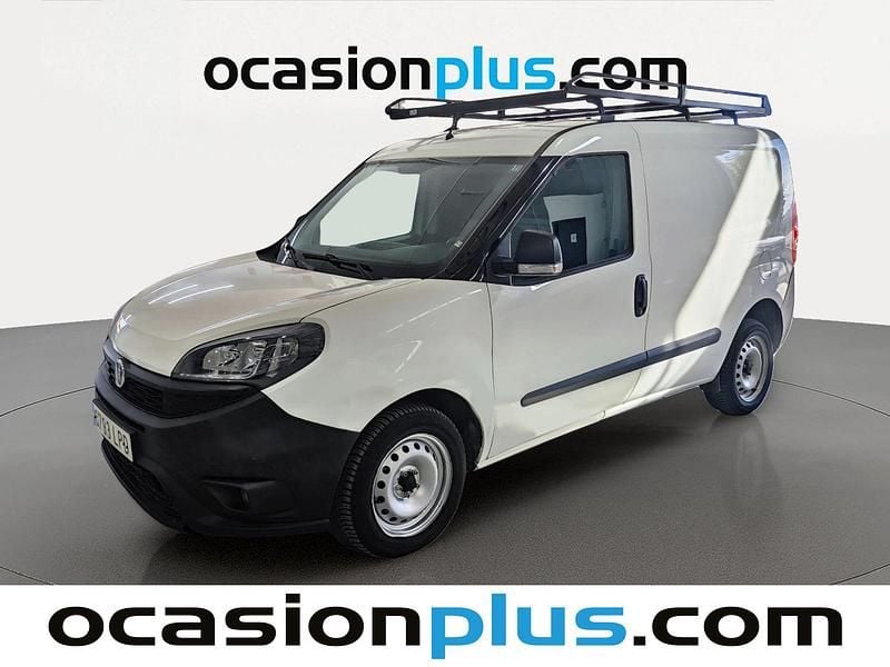 Blanco Usado 2021 Fiat Doblò Monovolumen | 9082 € (Precio justo) - Imagen 1/4