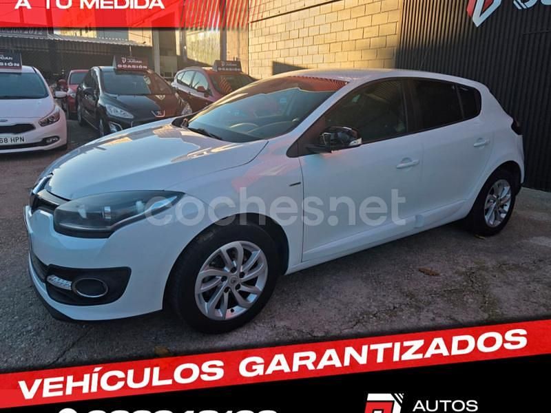Blanco Usado 2015 Renault Mégane LIMITED Berlina | 8900 € - Imagen 1/4