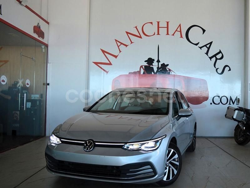 Usado VW Golf VIII 204 CV (150 kW) 2021 Gris / plata Berlina