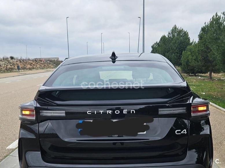 Usado Citroën C4 Business Class 136 CV (100 kW) 2025 Negro SUV