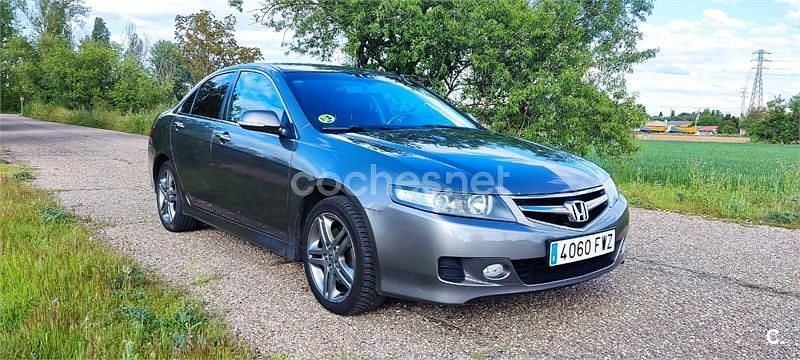 Usado Honda Accord Sport 140 CV (102 kW) 2007 Gris / plata Berlina