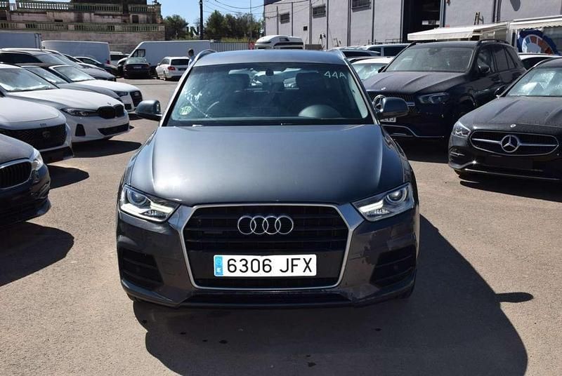 Usado Audi Q3 Attraction 184 CV (135 kW) 2015 Gris / plata SUV