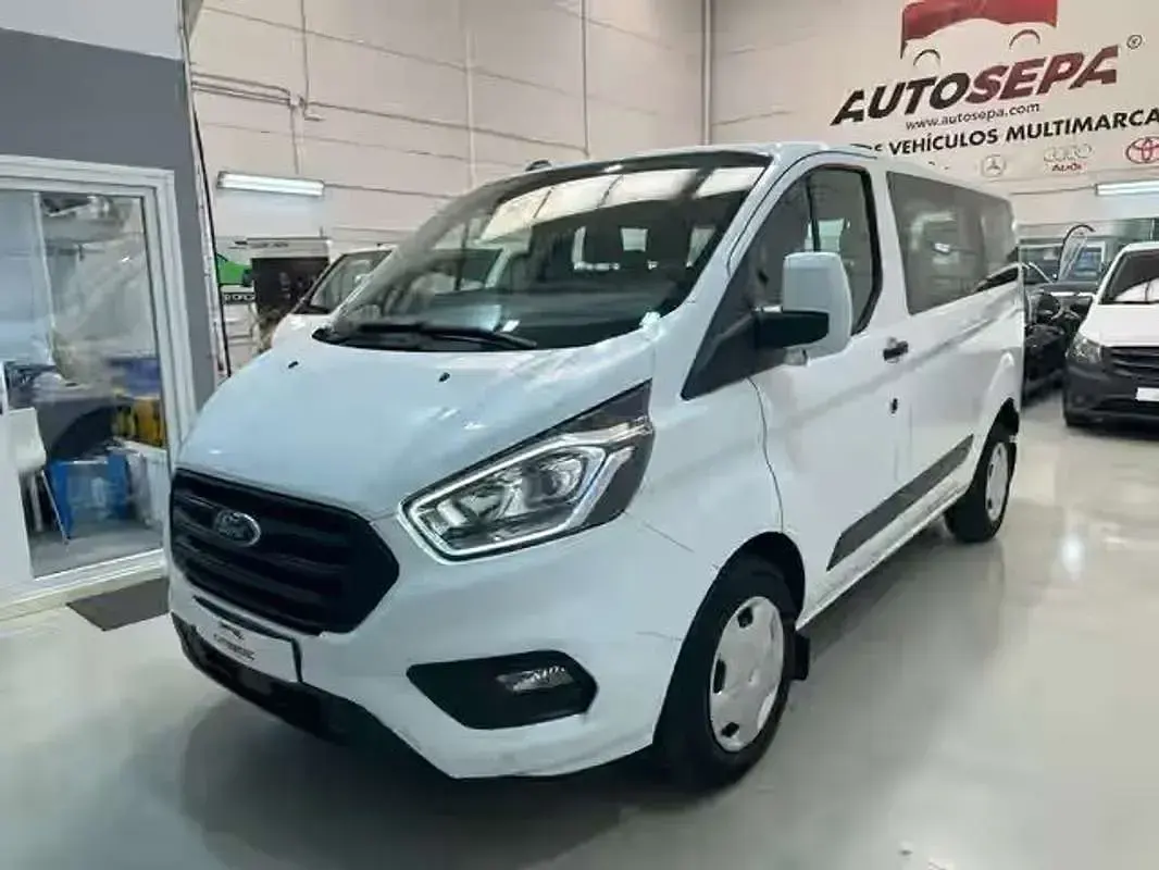 Usado Ford Transit Custom Trend 129 CV (94 kW) 2020 Blanco Familiar