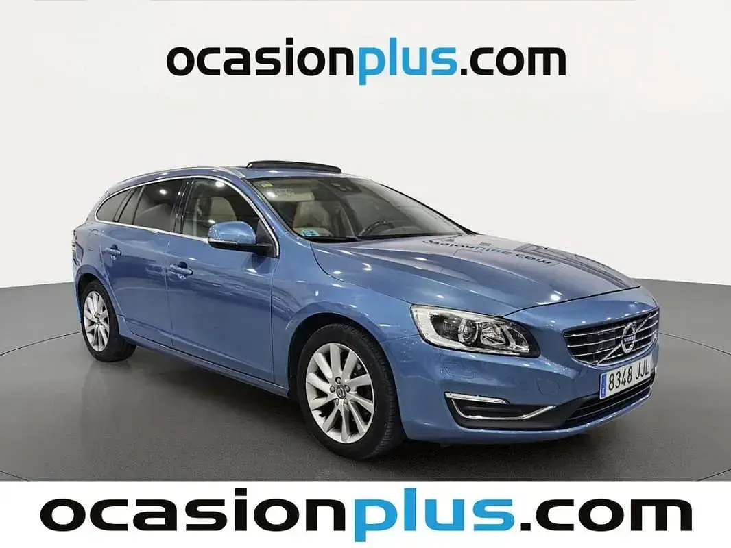 Usado Volvo V60 Summum 150 CV (110 kW) 2015 Azul Familiar