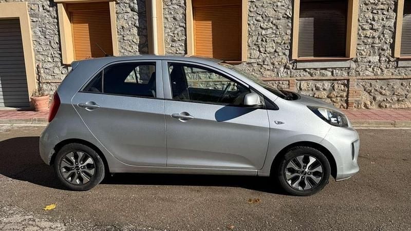 Usado Kia Picanto 67 CV (49 kW) 2017 Plateado Utilitario