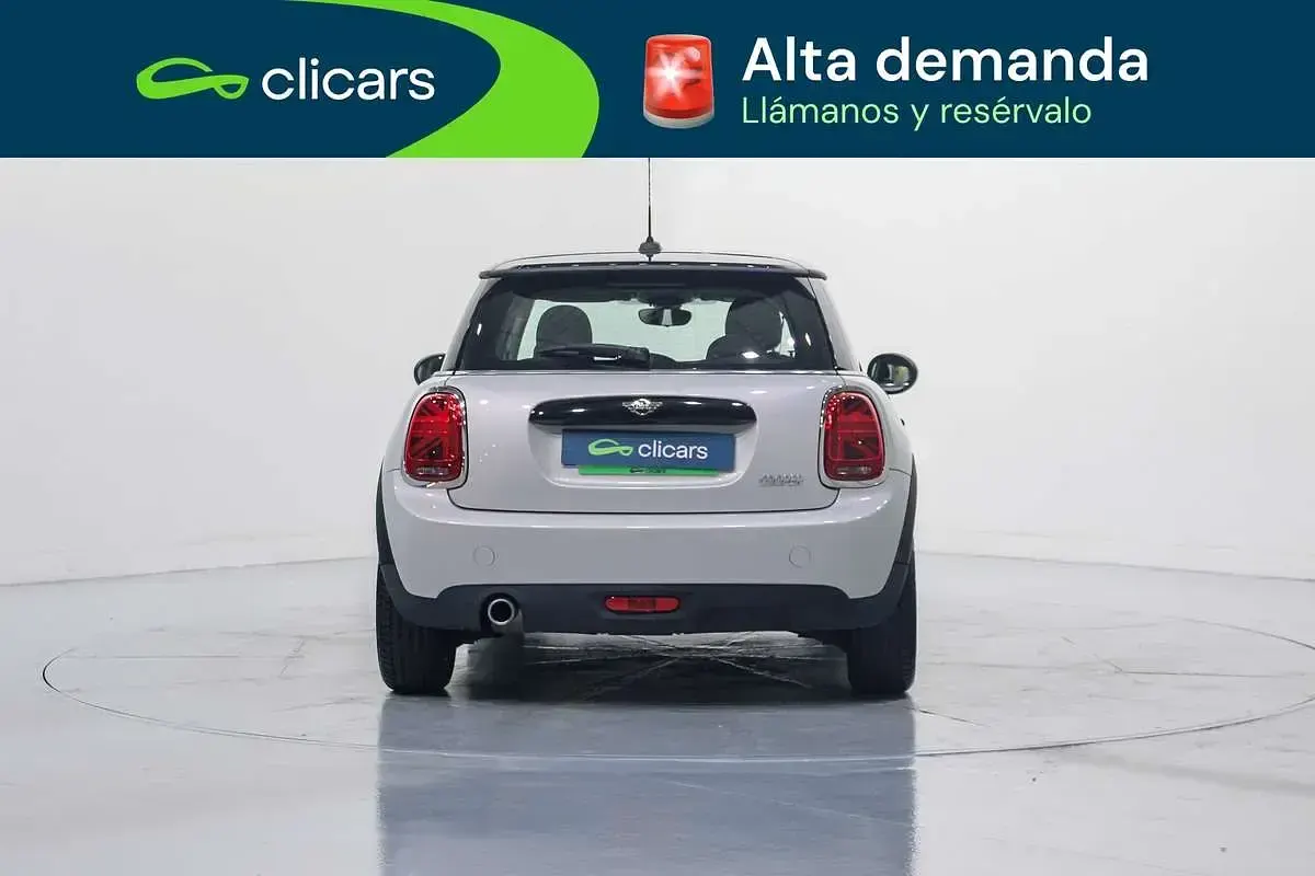 Usado Mini Cooper 136 CV (100 kW) 2018 Blanco Utilitario
