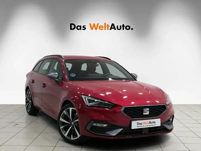 Usado Seat Leon FR 150 HP (110 kW) 2025 Vermelho Carrinha