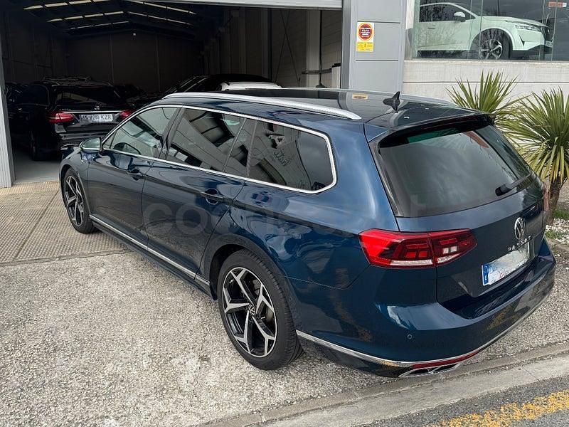 Usado VW Passat R-line 150 CV (110 kW) 2020 Azul Familiar