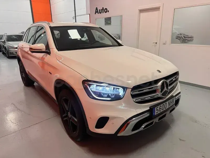 Usado Mercedes GLC300e 306 CV (225 kW) 2021 Blanco SUV