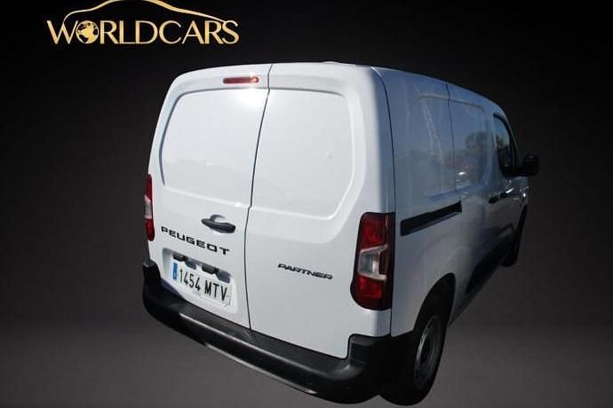 Usado Peugeot Partner 100 CV (73 kW) 2024 Monovolumen