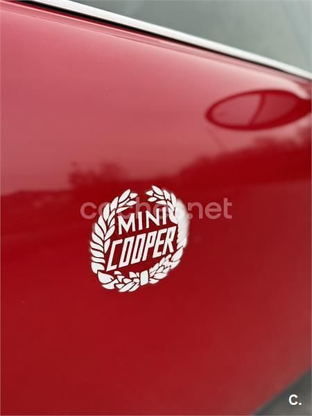 Usado Mini Cooper 115 CV (84 kW) 2002 Rojo Utilitario
