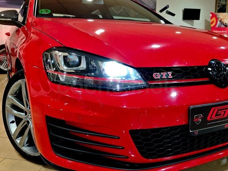 Usado VW Golf VII GTI 220 CV (161 kW) 2014 Rojo Berlina