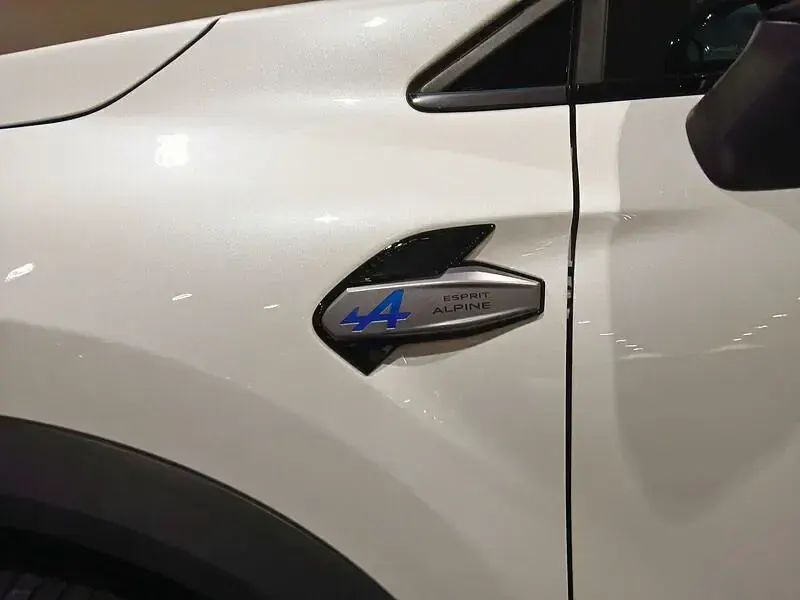 Usado Renault Symbioz Esprit Alpine 145 CV (106 kW) 2025 Blanco SUV