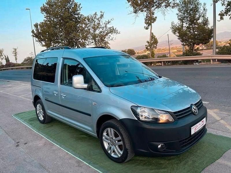 Usado VW Caddy Comfortline 102 CV (75 kW) 2011 Gris / plata Monovolumen