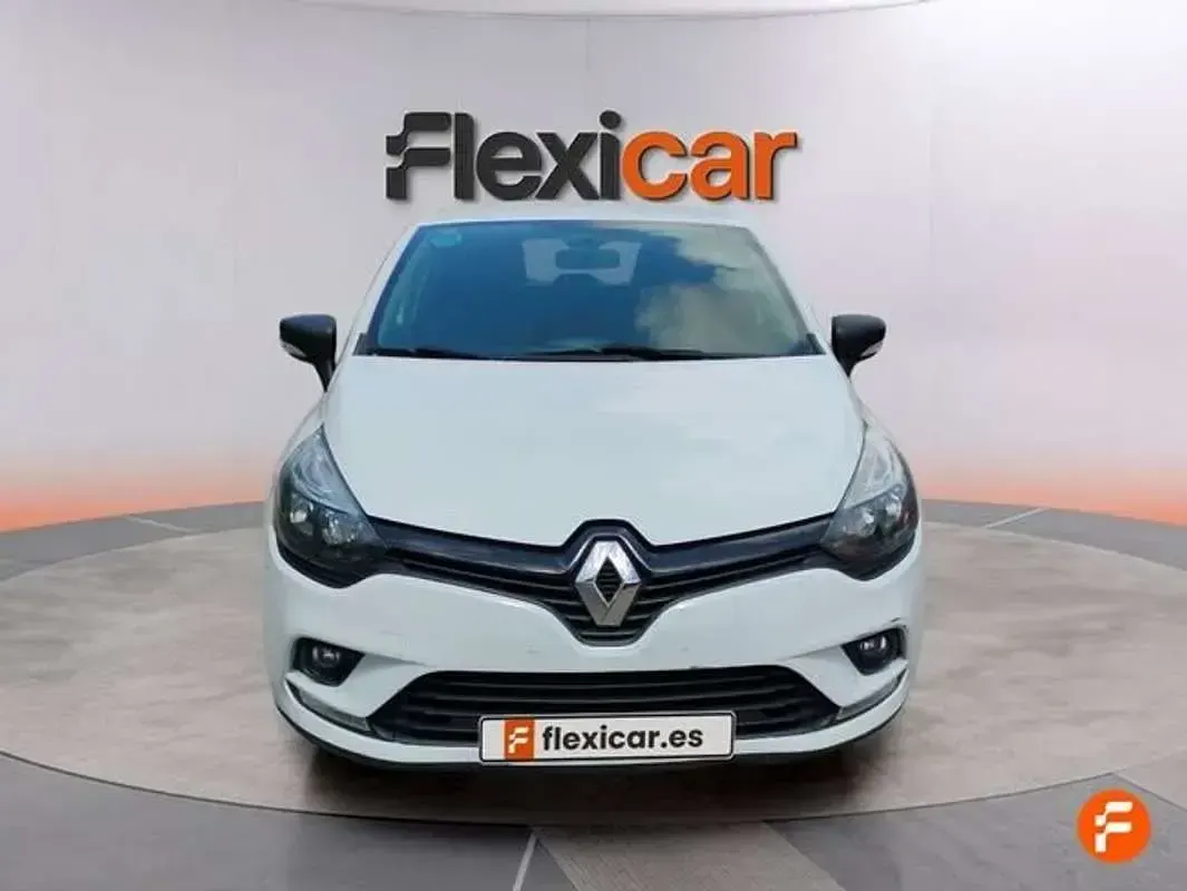 Usado Renault Clio Business 75 CV (55 kW) 2018 Blanco Utilitario