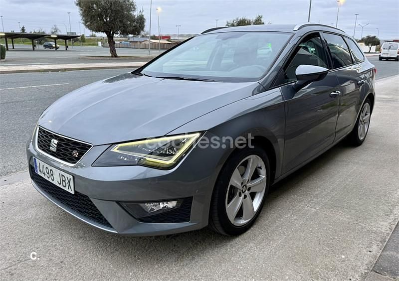 Usado Seat Leon ST FR 150 HP (110 kW) 2015 Cinzento Carrinha