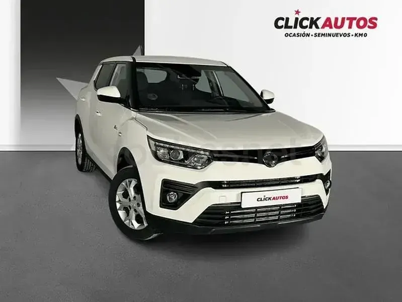 Usado SsangYong Tivoli 128 CV (94 kW) 2023 Blanco SUV