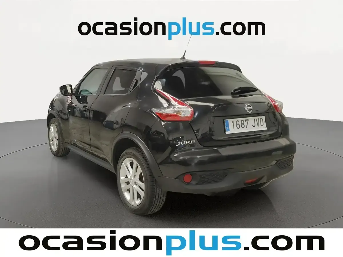 Usado Nissan Juke Acenta 115 HP (84 kW) 2016 Preto SUV