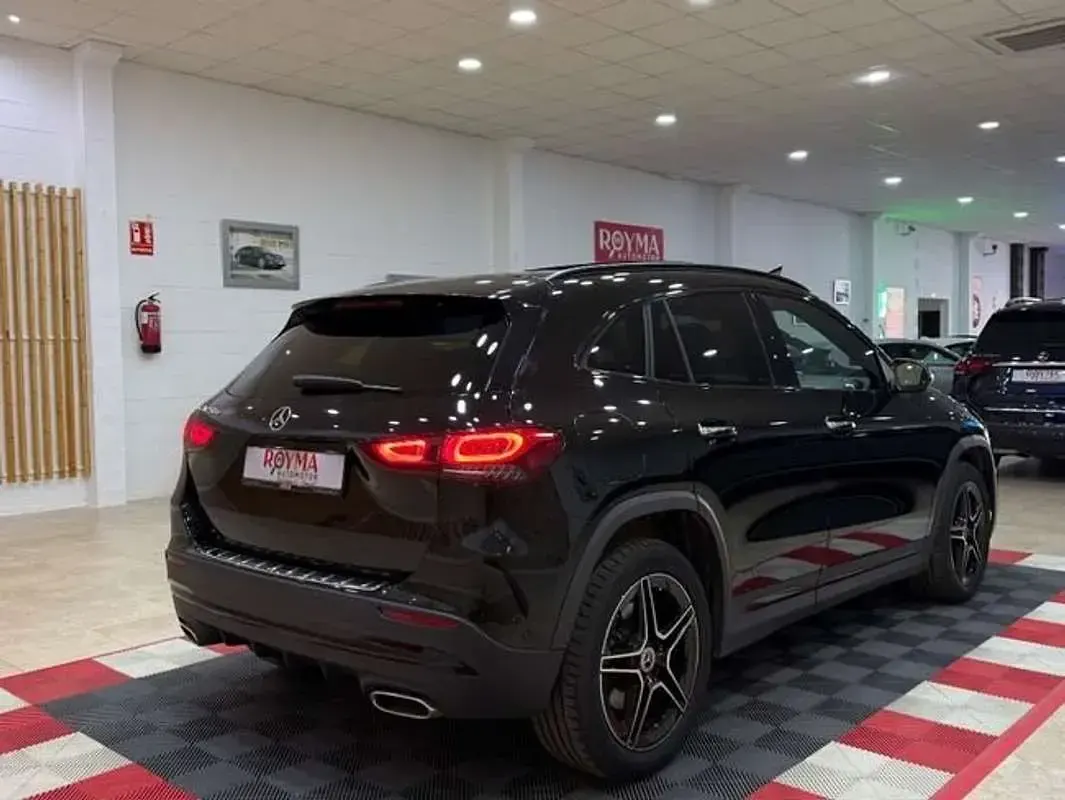 Usado Mercedes GLA45 AMG AMG line 218 CV (160 kW) 2022 Negro SUV