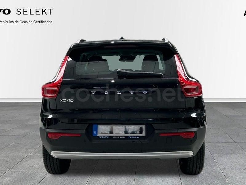 Nuevo Volvo XC40 163 CV (119 kW) 2025 Negro SUV