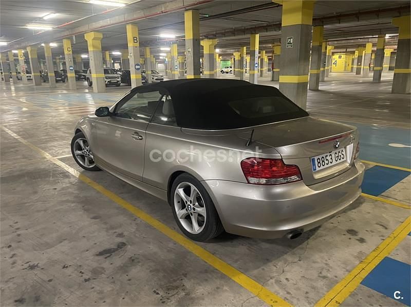 Usado BMW 120 Cabriolet 170 CV (125 kW) 2008 Beige Descapotable