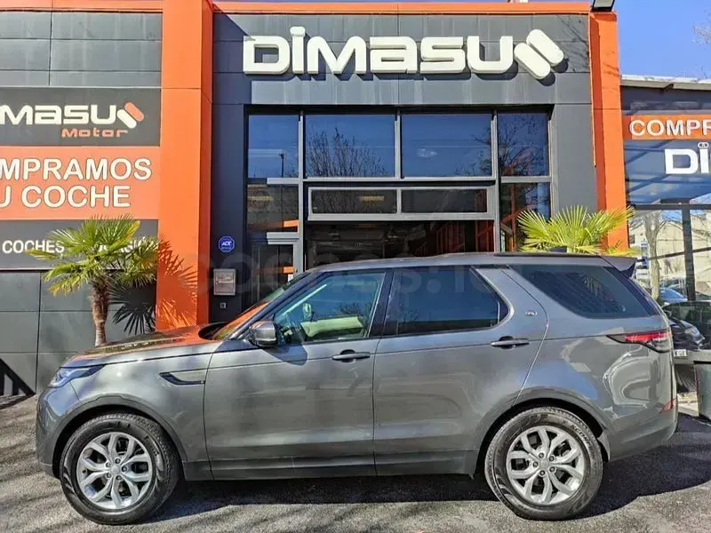 Usado Land Rover Discovery SE 240 CV (176 kW) 2017 Gris / plata SUV