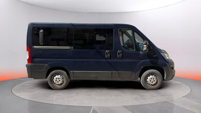Usado Fiat Ducato 150 CV (110 kW) 2018 Azul Van