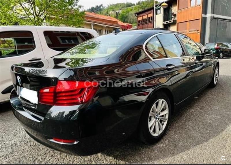 Usado BMW 520 Gran Turismo 184 CV (135 kW) 2017 Negro Berlina