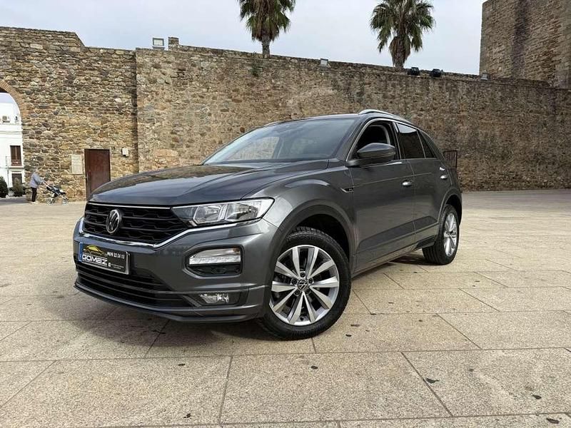 Gris Usado 2022 VW T-Roc Advance SUV | 18.990 € (Precio justo) - Imagen 1/4