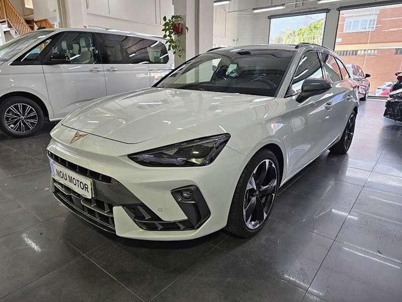 Begagnad Cupra Leon 150 HK (110 kW) 2024 Vit Kombi