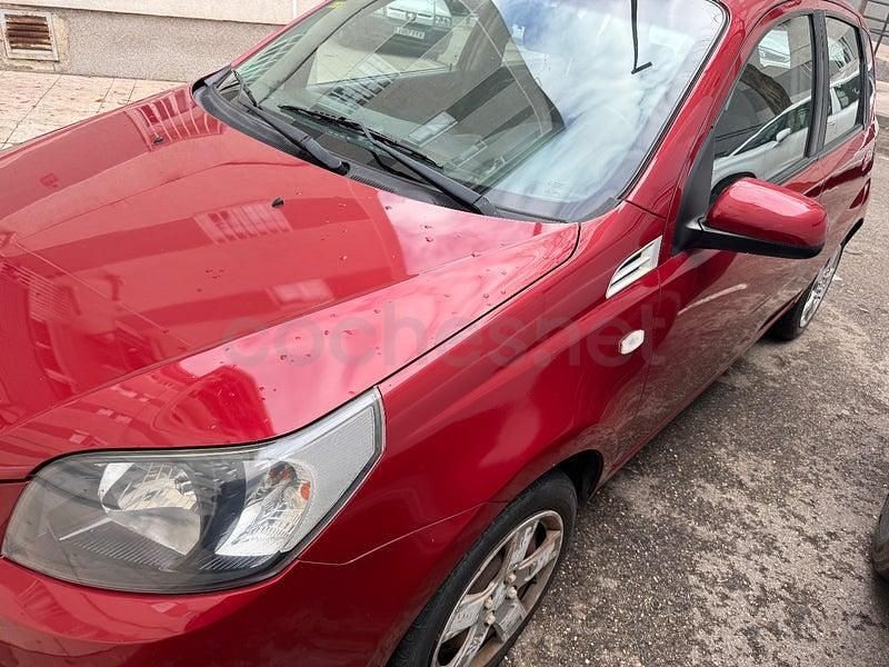 Usado Chevrolet Aveo LS 84 CV (61 kW) 2012 Granate Berlina