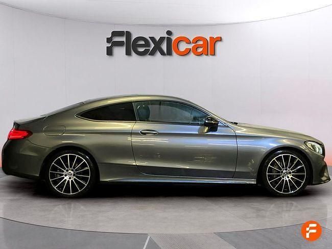 Usado Mercedes C220 AMG line 170 CV (125 kW) 2016 Gris / plata Coupe