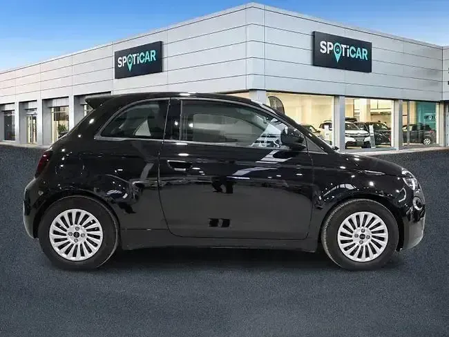 Usado Fiat 500e Icon 86 kW (118 CV) 2023 Negro Berlina